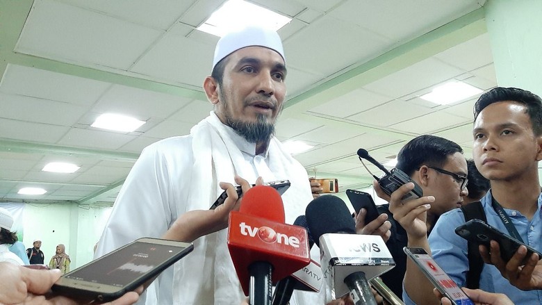 FPI: Urus SKT Sudah 20 Tahun, Nggak Ada Masalah FPI: Urus SKT Sudah 20 Tahun, Nggak Ada Masalah