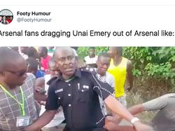 Meme Unai Emery Dipecat Arsenal Bikin Ozil Bahagia