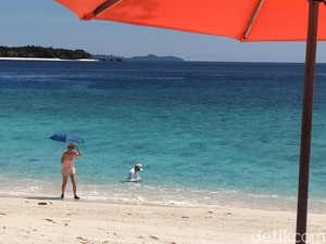 Apa yang Turis China Cari di Sulawesi Utara?