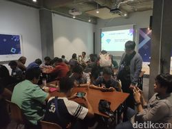 Serunya Latihan Mobile Legends Bareng Profesional