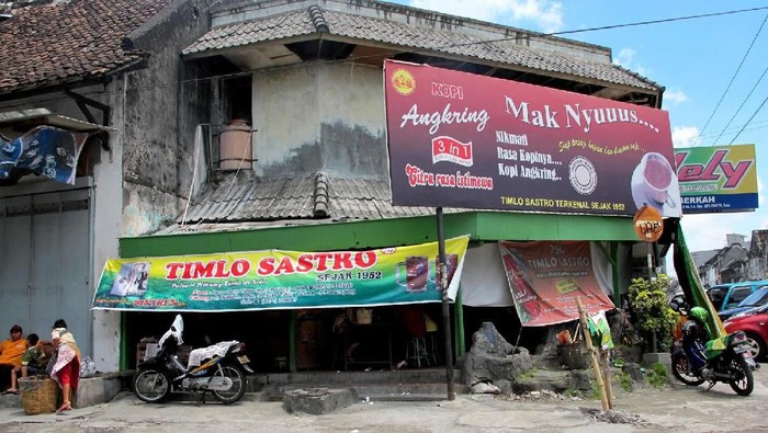 Legendaris, 5 Warung Soto Solo Ini Sudah Eksis Sejak ...