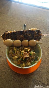 Makan Enak Soto Ayam Kampung Pikulan Tradisional Gaya Kudus