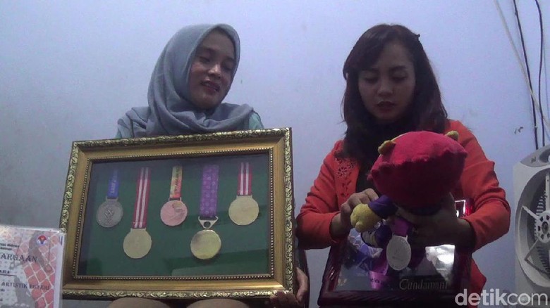 Cerita Syok Ibu Atlet Senam yang Dipulangkan Karena Diisukan Tak Perawan