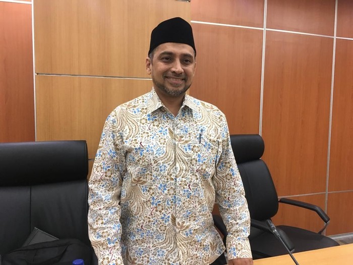 Ketua Komisi B DPRD DKI Abdul Aziz, rapat komisi B DPRD DKI dengan jakpro, jakpro