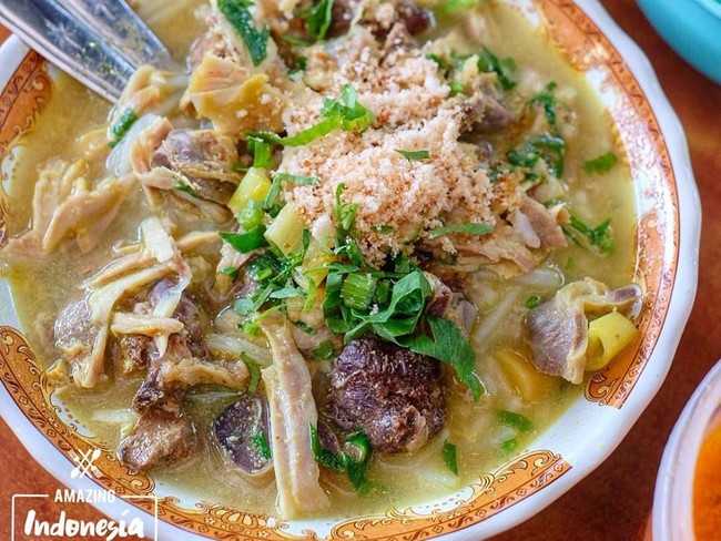 Sarapan Rek! Ayo, Mampir di 5 Tempat Makan Soto Populer di Surabaya Ini!