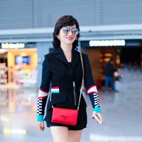 Yang kedua adalah diet. Aku minum segelas jus buah untuk sarapan, yang berbeda setiap hari. Aku memilih makanan ringan di siang hari. Tentu saja aku merasa lapar, jadi teh sore hari sangat penting. aku juga makan di malam hari, ujarnya. Foto: dok. Ist