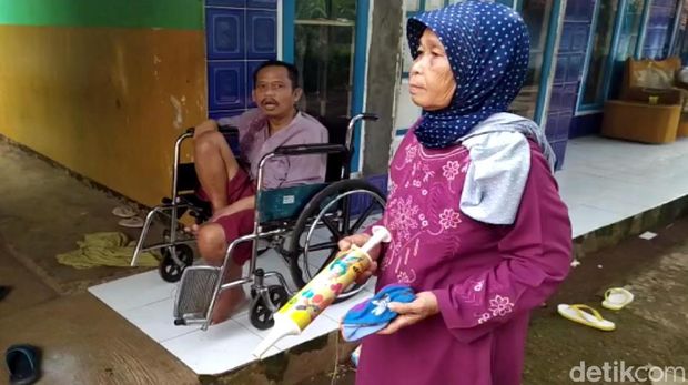 Balada Guru Honorer Cianjur: Digaji Rp 100 Ribu dan Terserang Strok