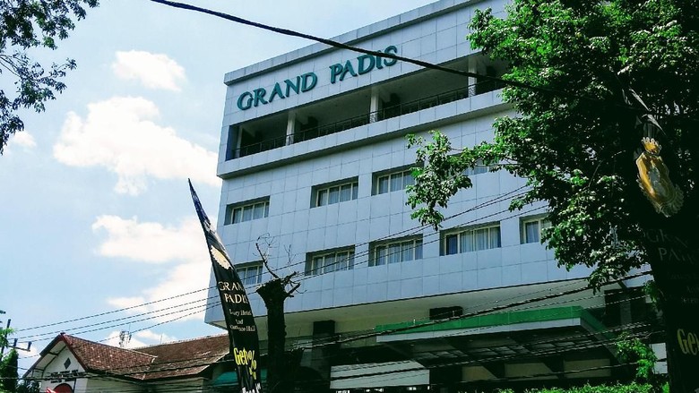 Dua Wanita yang Nyabu Bareng Polisi di Hotel Ditetapkan Jadi Tersangka Dua Wanita yang Nyabu Bareng Polisi di Hotel Ditetapkan Jadi Tersangka