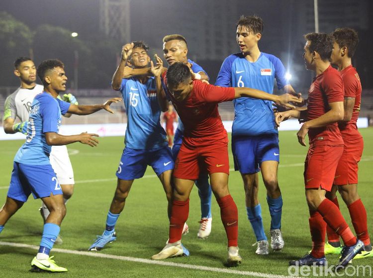 Detik-detik Keributan Pemain Timnas Indonesia U-22 Vs Singapura