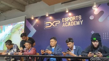 Untuk sesi latihan dan mentoring Free Fire dibimbing oleh Fayad dari NARA. (Foto: detikINET/Virgina Maulita Putri)
