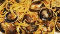 Liburan ke New York, Ryochin tak melewatkan makan hidangan lezat. Ia memilih makan pasta dengan kerang. Kelihatanynya lezat ya? Foto: instagram @ryochin424