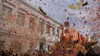 Macys Thanksgiving Day Parade ini pun tak hanya dinantikan oleh warga New York, tetapi juga para wisatawan yang berkunjung ke kota tersebut. Tak heran parade ini jadi salah satu daya tarik wisata populer di kota Big Apple itu. Michael Loccisano/Getty Images.