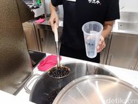 Pertama di Indonesia! Bisa Cicip Boba Brown Sugar dan Sandwich Korea Sekaligus