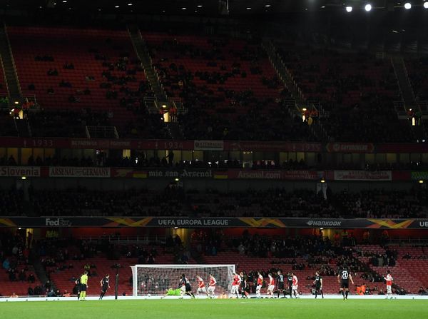 Bangku-bangku Kosong di Emirates Jadi Saksi Kekalahan Arsenal