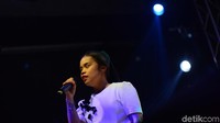 Aksi penyanyi Jihan meramaikan acara yang digelar pada Sabtu ini.