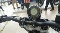 Svartpilen 701 ditenagai oleh mesin 692,7 cc liquid-cooled, silinder tunggal mampu mengeluarkan tenaga  puncak 55 kW (75 hp) dan torsi 72 Nm pada 6750 rpm. Foto: Ridwan Arifin/detikOto