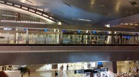 Penumpang yang tiba di HIA dapat naik ke Stasiun Utara yang akan membawa mereka ke aula transfer dan imigrasi kedatangan yang terletak di dekat stasiun Selatan.