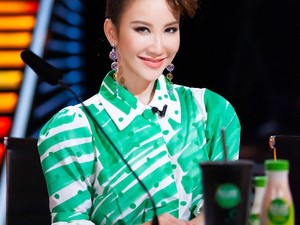 Tulisan Haru Jackie Chan Lepas Kepergian Coco Lee: Bintang Terbang ke Langit