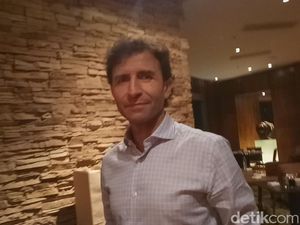 Luis Milla Ditunjuk Sebagai Pelatih Baru Persib Bandung