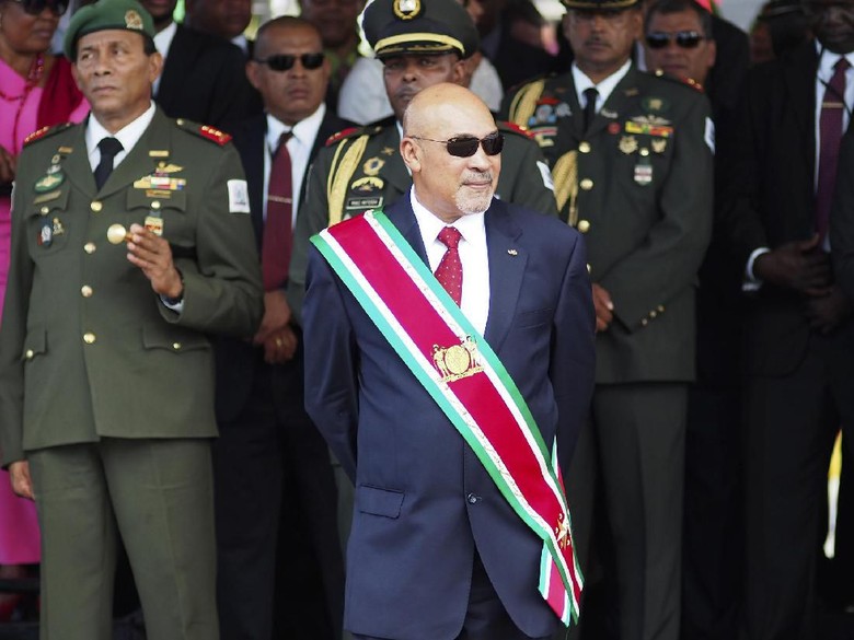 Presiden Suriname Divonis 20 Tahun Penjara Atas Pembunuhan 15 Musuh Politik Presiden Suriname Divonis 20 Tahun Penjara Atas Pembunuhan 15 Musuh Politik