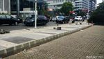Penampakan Trotoar di Kemang yang Viral karena Bikin Sulit Parkir