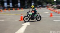 Dalam kesempatan ini para bikers juga dapat menjajal motor-motor baru.