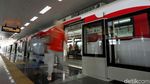 Naik LRT Jakarta Kini Cuma Bayar Rp 5.000