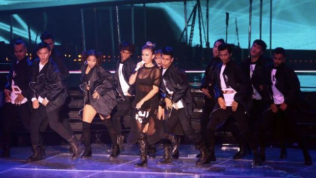 Karier Agnez Mo, dari Penyanyi Cilik kini Go International