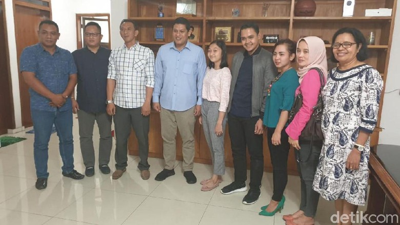 Pemkot Kediri Ambil Alih Status Shalfa yang Dipulangkan Dituduh Tak Perawan Pemkot Kediri Ambil Alih Status Shalfa yang Dipulangkan Dituduh Tak Perawan