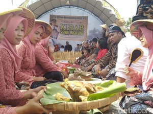 Panen Melimpah, Warga Jepara Syukuran Kirab Seribu Ingkung