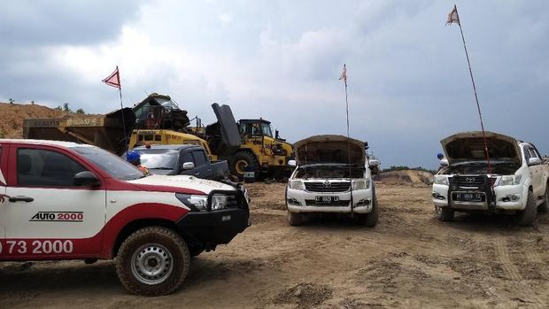 Mobil operasional tambang
