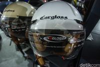 Helm Khusus Hijabers, Tetap Modis dan Aman
