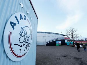 Gila! Tim Muda Ajax Menang 50-1