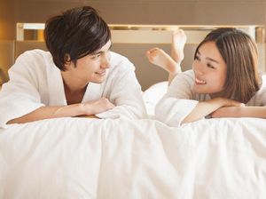 Cara Mudah Obati Sakit Kepala Menurut Riset: Bercinta