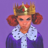 Eleanor Barnes sendiri semakin terkenal setelah Rihanna mendapuknya sebagai brand ambassador untuk Savage x Fenty.  Foto: Instagram @snitchery