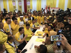 Tahap Pengembalian Formulir Caketum Golkar Resmi Ditutup