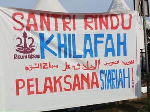 Ada Spanduk Santri Rindu Khilafah di Reuni 212, Panitia Bantah Pasang