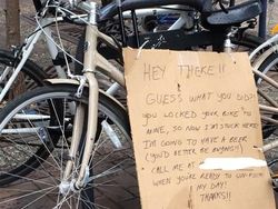 Foto Beratnya Ujian Hidup Orang