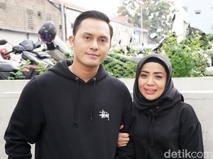 Cerita Lebaran Muzdalifah dengan Suami yang Beda 15 Tahun
