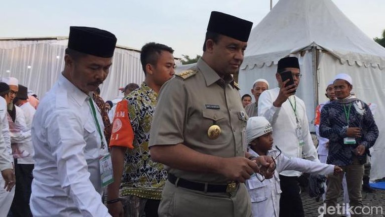 Anies Baswedan Sebut Peserta Reuni 212 Tertib dan Damai Anies Baswedan Sebut Peserta Reuni 212 Tertib dan Damai