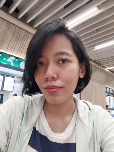 Selfie default