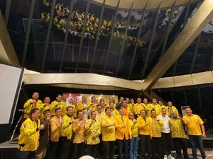 Agung Laksono-Akbar Tandjung Kembali Pimpin Dewan Pakar-Kehormatan Golkar