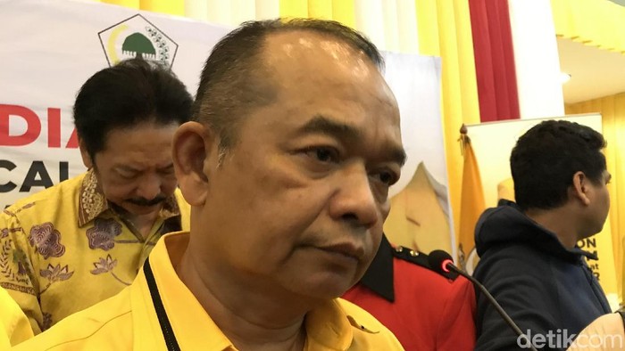Loyalis Airlangga ke Pro-Bamsoet: Maju Ketum Golkar Tak Perlu Izin Jokowi