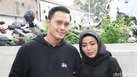 Fadel Islami dan Muzdalifah saat ditemui di studio Trans TV, Kapten Tendean, Jakarta Selatan pada Senin (2/12). Pool/Noel/detikFoto.