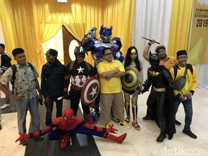 Kembalikan Formulir Caketum, Kader Golkar Ini Ajak Spiderman-Batman
