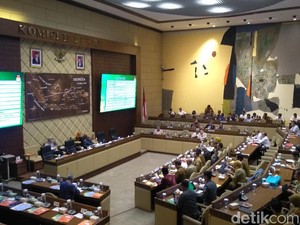 KPU Usul 11 Poin Revisi PKPU: Perlindungan Hak Pilih-Keterbukaan Data