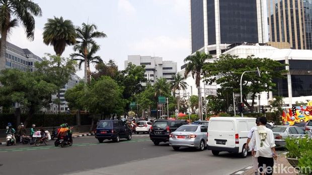 Massa Reuni 212 Tinggalkan Monas, Lalin Sekitar Patung Kuda Lancar