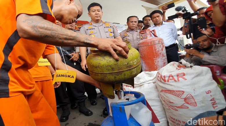 Berakhirnya Pabrik Rumahan Elpiji Suntik di Sukabumi Berakhirnya Pabrik Rumahan Elpiji Suntik di Sukabumi