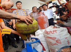 Berakhirnya Pabrik Rumahan Elpiji Suntik di Sukabumi