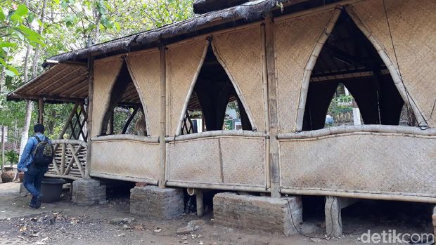 Lokasi Mahasiswa Terperosok Saat Imam, Kok Bisa Ada Sumur di Bawah Musala?